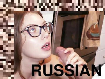 gözlük, rus, güzellik, oral-seks, sikişme, güzel, sigara-içme