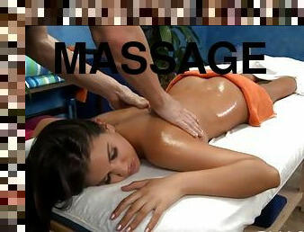 Massage with a surprise fuck