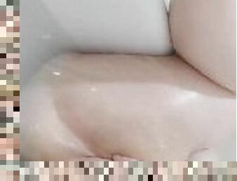 Pretty perfect little pink pussy squirts for Daddy????????????