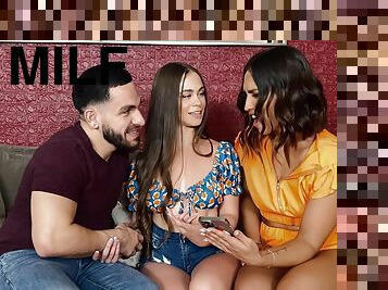 Check Out Our Sex Tape! Video With Peter Green, Kelsi Monroe, Josie Tucker - RealityKings