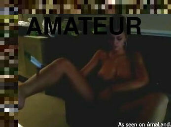 Bodacious webcam girl sexy masturbation