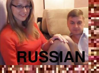 russe, femme-habillée-mec-nu, blonde, lingerie, webcam, blanc