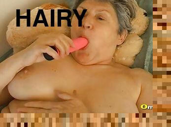 Omapass extra old hairy granny pussy toying