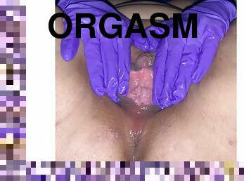 clitoris, nyrkkinainti, masturbaatio, hirviö, orgasmi, pillu-pussy, kotitekoinen, sormettaminen, tuhma, eka-kerta