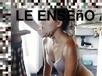 Le enseño a mi empleada lo que sucede porno cocinar