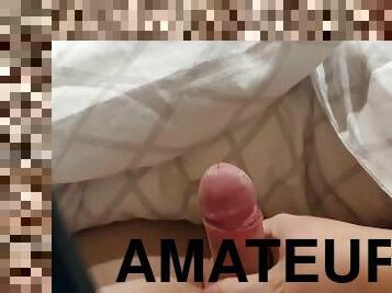 masturbation, amateur, ejaculation-sur-le-corps, branlette, joufflue, ejaculation, solo