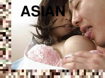 Dashing Asian shares long foreplay ahead of a great fuck