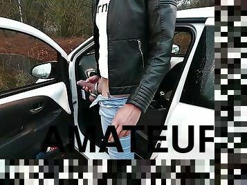 masturbation, en-plein-air, public, amateur, ejaculation-sur-le-corps, énorme-bite, gay, allemand, branlette, voiture