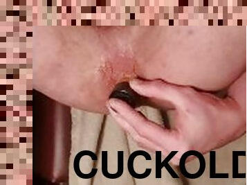 Cuckold masturbate