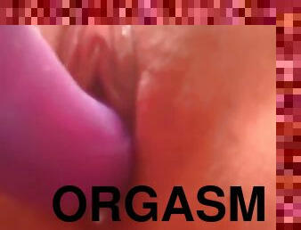 I have a creamy drooling orgasm with my vibrator