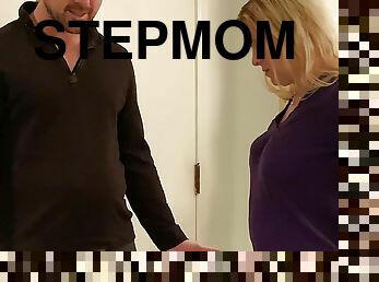 Stepmom welcomes home and pleases stepson 