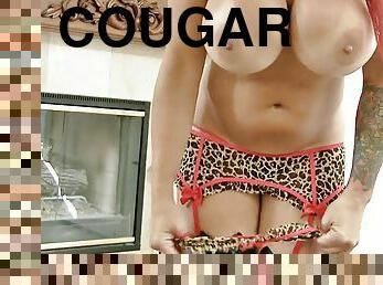 Huge Tit Lonely Cougar MILF Loves All The Attention