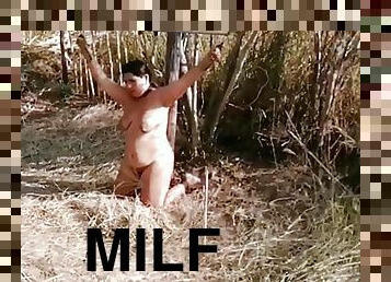 cul, gros-nichons, clito, mamelons, en-plein-air, pisser, chatte-pussy, amateur, milf, latina