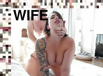 Wife enjoys great morning sex in very harsh scenes