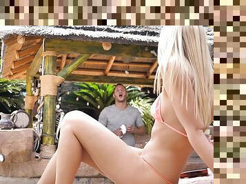 Skinny blonde receives a mouthful after being roughly drilled outdoors