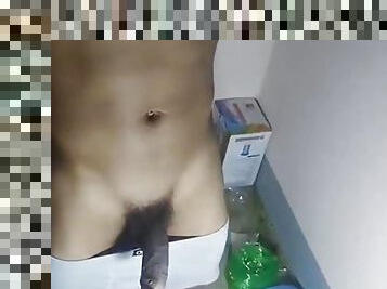 asyalı, mastürbasyon-masturbation, kamu, fışkıran-su, amatör, üstüneyüzüne-boşalma, kocaman-yarak, genç, ibne, mastürbasyon