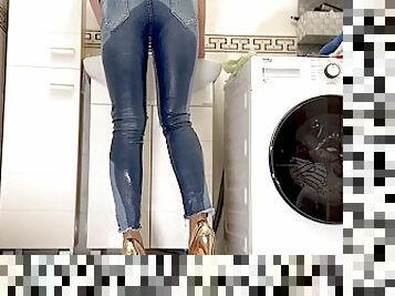 pisser, amateur, culotte, jeans, talons-hauts