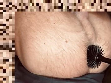 EASTERN HAIRY HOLE FUCKED BY TOLIET BRUSH
