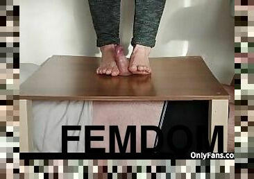 amatir, cumshot-keluarnya-sperma, handjob-seks-dengan-tangan-wanita-pada-penis-laki-laki, budak, kaki, sudut-pandang, sperma, fetish-benda-yang-dapat-meningkatkan-gairah-sex, aktivitas-seksual-dengan-melibatkan-kaki-untuk-meningkatkan-gairah-sex, dominasi-perempuan-dalam-sex