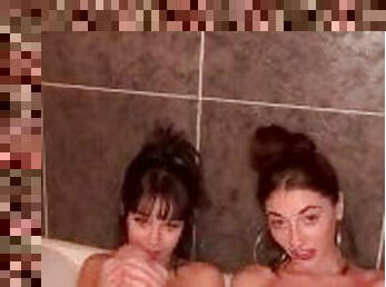 Lesbian bathtime