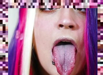 HIGH DEFINITION CLOSE UP AHEGAO & DROOL