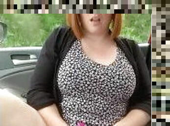 gros-nichons, masturbation, orgasme, public, chatte-pussy, amateur, lesbienne, jouet, voiture, rousse