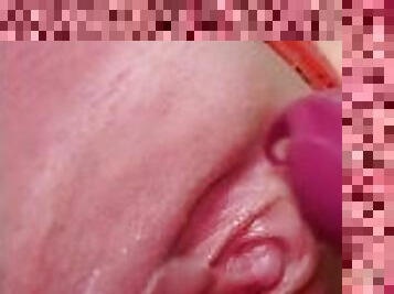 Extreme close up fucking dripping wet pussy