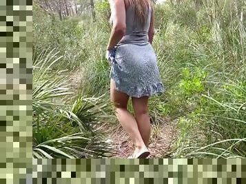 levrette, pisser, public, milf, blonde, forêt