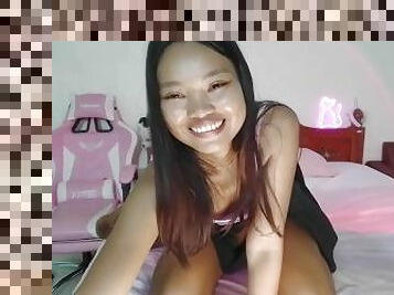 Thai Teen fuck her tight ass