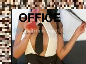 cul, gros-nichons, masturbation, bureau-office, orgasme, secrétaire, amateur, fellation, milf, ados