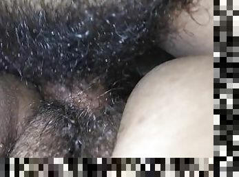 Sarap iyutin ng puki ni misis (yummy hairy soft fussy)