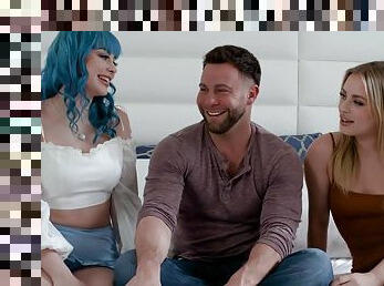 Seth Gamble And Jewelz Blu - A Girl Watches Her Boyfriends Hot Affair With His Friend