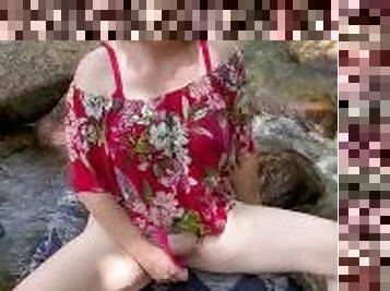 gros-nichons, masturbation, en-plein-air, public, chatte-pussy, amateur, jouet, rousse, fantaisie, kinky