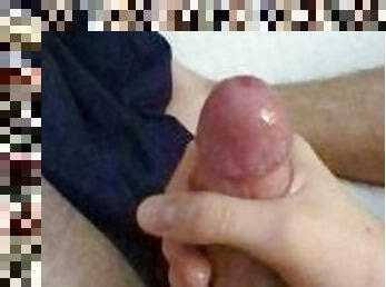 masturbation, vieux, ados, gay, point-de-vue, jeune-18, collège, 18ans, plus-agée, solo