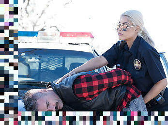 Gorgeous ladycop Bridgette B gets screwed outdoors