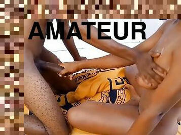 levrette, maigre, amateur, ébène, ados, hardcore, branlette, black, première-fois, bout-a-bout