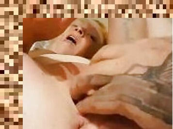 masturbation, orgasme, chatte-pussy, giclée, amateur, ados, hardcore, doigtage, solo, fumer