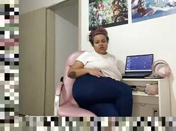 BBW Ebony Farting on Chair with Jeans