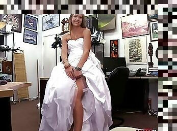Fucking the bride in wedding dress